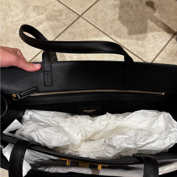 SAINT LAURENT MANHATTAN TOTE - Picture 16 of 16